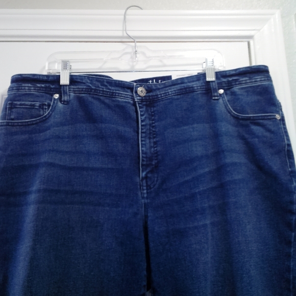 Style & Co Plus Size Mid Rise Straight Jeans In The Night - Picture 4 of 7
